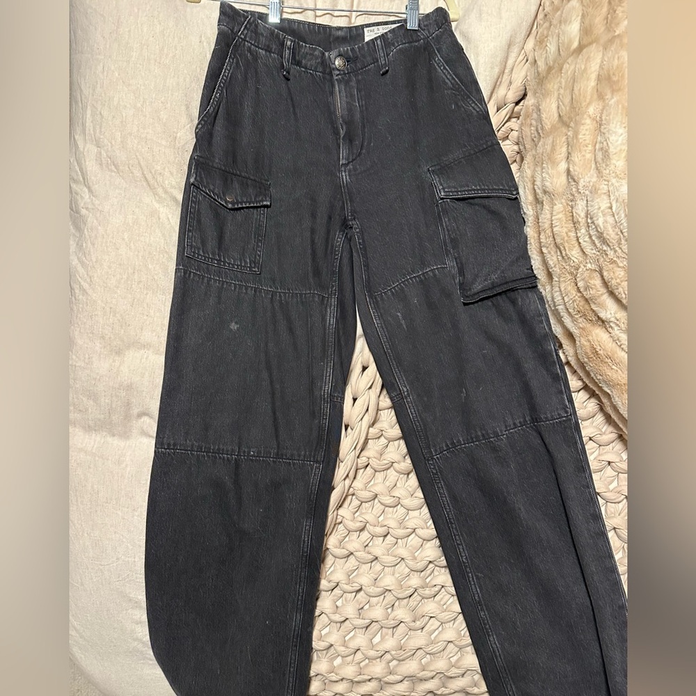 Rag and bone jeans 25 side pockets, loose fit, low rise, worn black